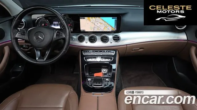 MERCEDES BENZ E-Classe W213 E200 Avantgarde 2017 — photo 9 sur 32