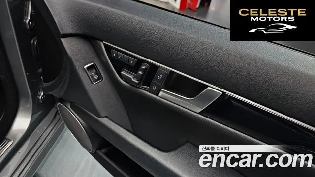 MERCEDES BENZ C-Classe W204 C200 CGI 2013 — photo 23 sur 35