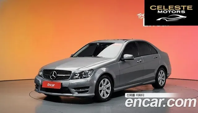 MERCEDES BENZ C-Classe W204 C200 CGI 2013 — photo 35 sur 35