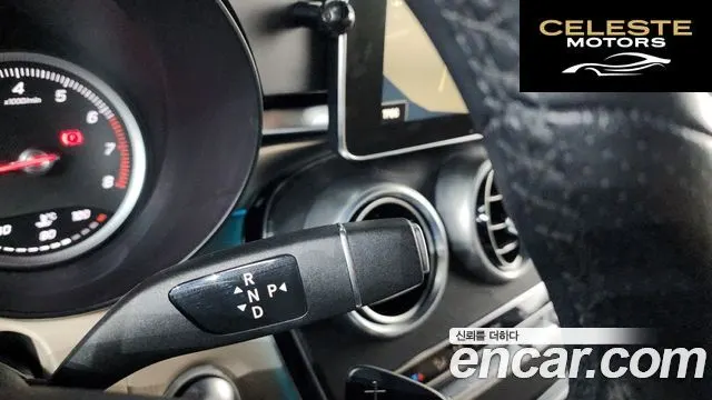 MERCEDES BENZ GLC-Classe X253 GLC300 4MATIC Coupé 2019 — photo 30 sur 34