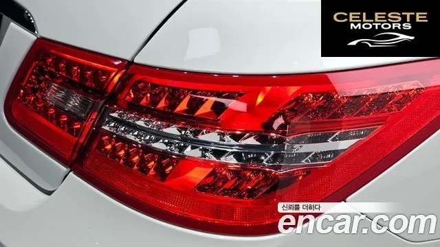 MERCEDES BENZ E-Classe W212 E350 Cabriolet 2011 — photo 8 sur 30