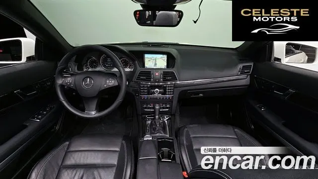 MERCEDES BENZ E-Classe W212 E350 Cabriolet 2011 — photo 9 sur 30