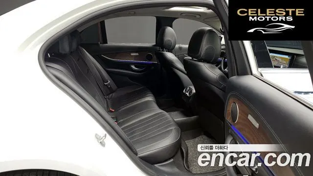 MERCEDES BENZ E-Classe W213 E220d Exclusive 2017 — photo 11 sur 20