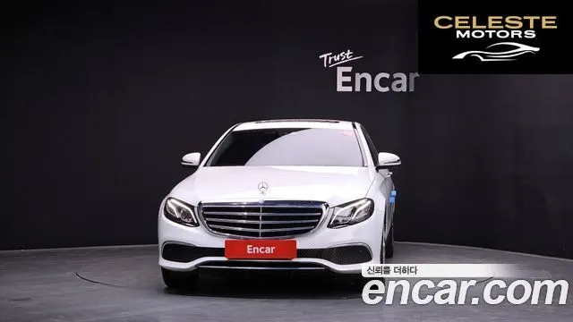 MERCEDES BENZ E-Classe W213 E220d Exclusive 2017 — photo 3 sur 20
