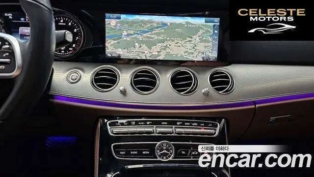 MERCEDES BENZ E-Classe W213 E300 Avantgarde 2019 — photo 20 sur 30