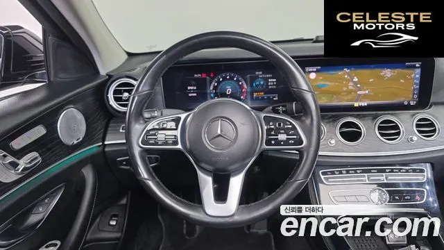 MERCEDES BENZ E-Classe W213 E300 4MATIC Avantgarde 2019 — photo 15 sur 20