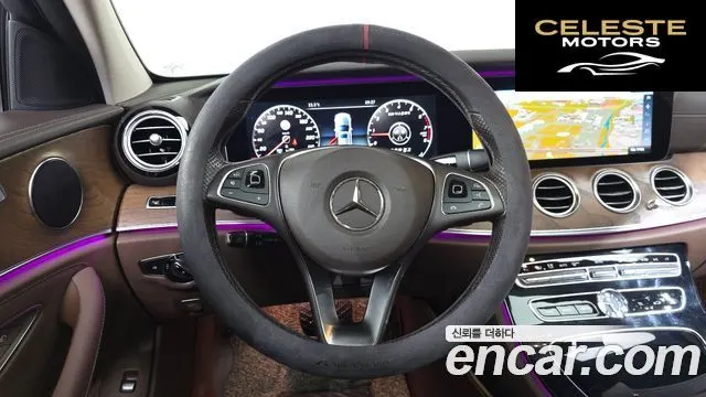 MERCEDES BENZ E-Classe W213 E300 4MATIC Exclusive 2017 — photo 13 sur 20