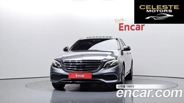 MERCEDES BENZ E-Classe W213 E300e 4MATIC Exclusive 2020 — photo 3 sur 34