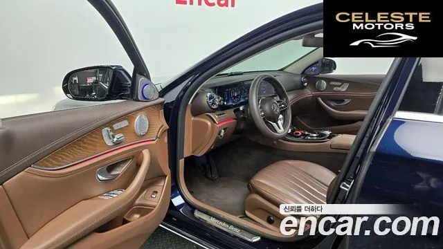 MERCEDES BENZ E-Classe W213 E220d Exclusive 2019 — photo 10 sur 20