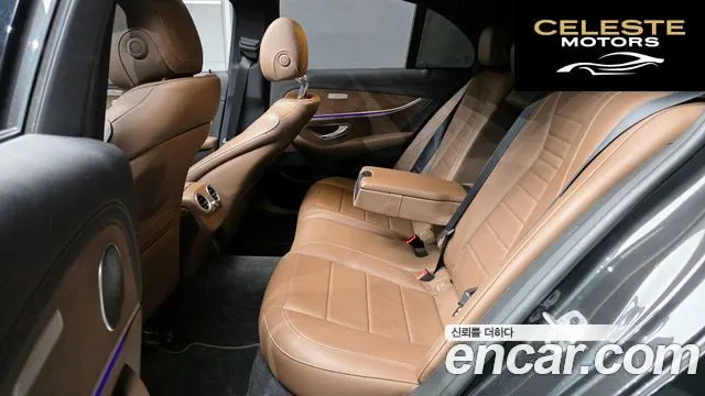 MERCEDES BENZ E-Classe W213 E220d 4MATIC Exclusive 2021 — photo 18 sur 37