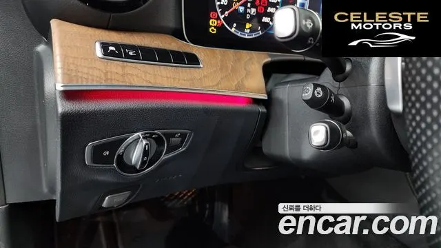 MERCEDES BENZ E-Classe W213 E300 Exclusive 2018 — photo 20 sur 20