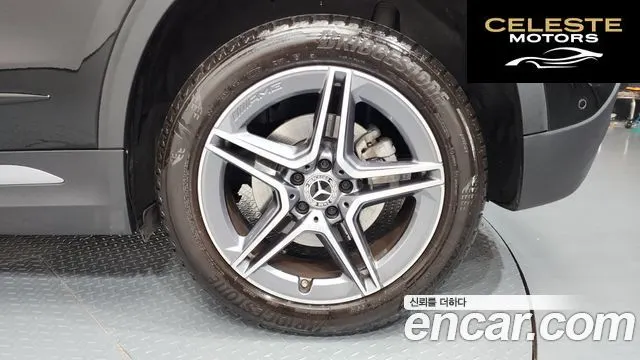 MERCEDES BENZ GLA-Classe H247 GLA250 4MATIC 2023 — photo 7 sur 36