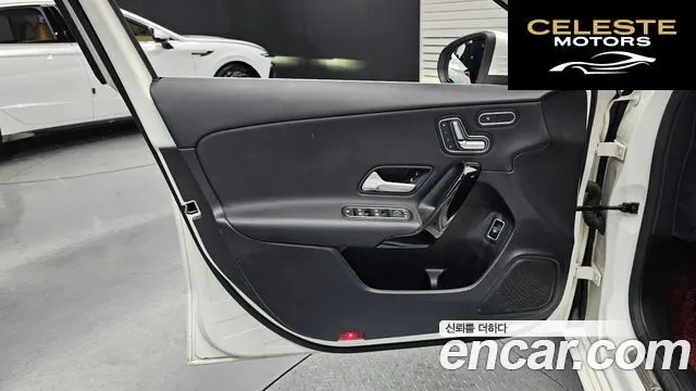 MERCEDES BENZ A-Classe W177 A250 4MATIC Berline 2020 — photo 14 sur 36