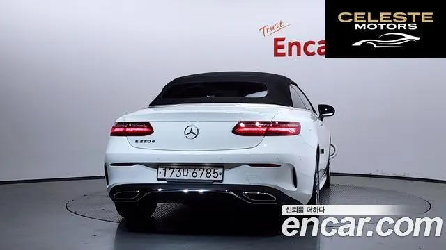 MERCEDES BENZ E-Classe W213 E220d Cabriolet 2018 — photo 4 sur 33