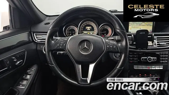 MERCEDES BENZ E-Classe W212 E220 CDI Avantgarde 2014 — photo 13 sur 20