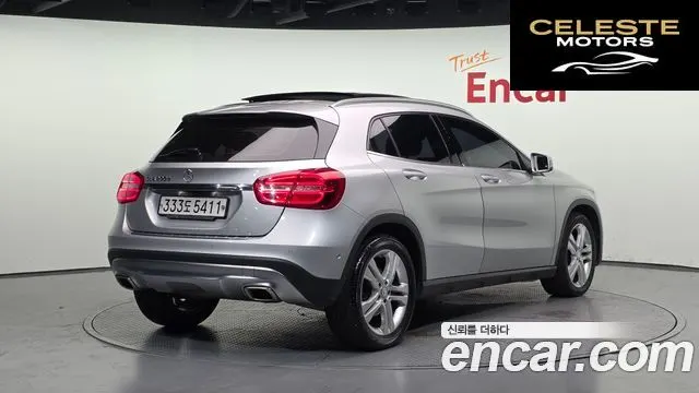 MERCEDES BENZ GLA-Classe X156 GLA200 d 2017 — photo 2 sur 20