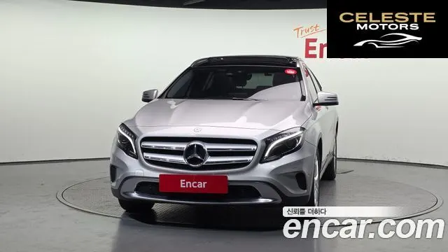 MERCEDES BENZ GLA-Classe X156 GLA200 d 2017 — photo 3 sur 20