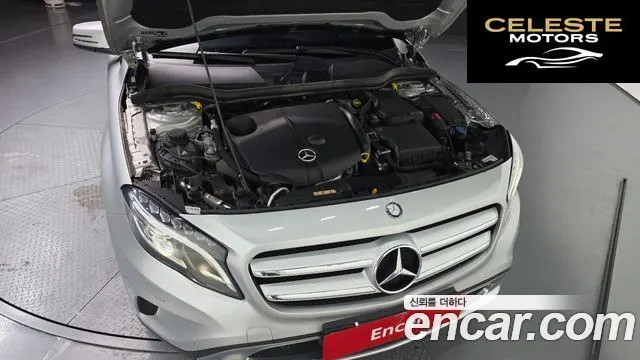MERCEDES BENZ GLA-Classe X156 GLA200 d 2017 — photo 6 sur 20