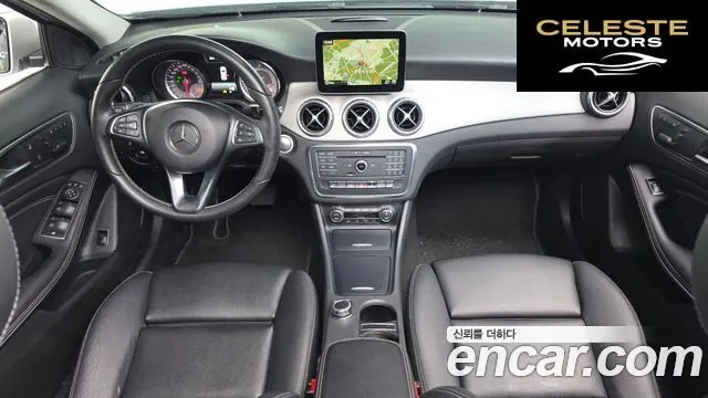 MERCEDES BENZ GLA-Classe X156 GLA200 d 2017 — photo 7 sur 20
