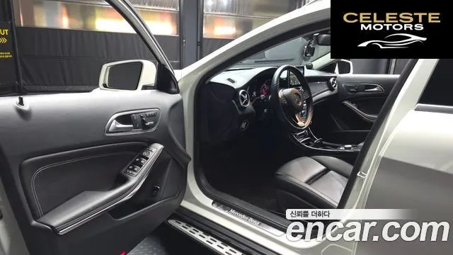 MERCEDES BENZ GLA-Classe X156 GLA200 d 2016 — photo 10 sur 20