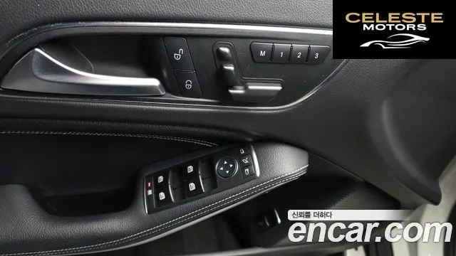 MERCEDES BENZ GLA-Classe X156 GLA200 d 2016 — photo 14 sur 20