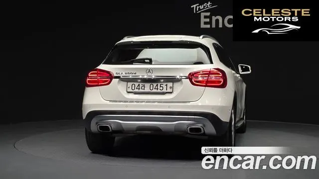 MERCEDES BENZ GLA-Classe X156 GLA200 d 2016 — photo 4 sur 20
