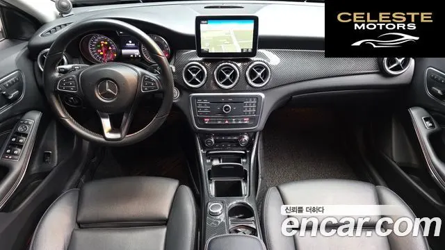 MERCEDES BENZ GLA-Classe X156 GLA200 d 2016 — photo 7 sur 20