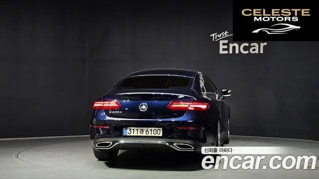 MERCEDES BENZ E-Classe W213 E220d Coupé 2017 — photo 4 sur 20