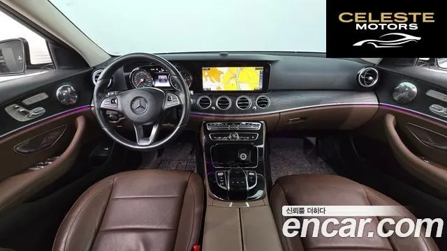 MERCEDES BENZ E-Classe W213 E220d Avantgarde 2017 — photo 7 sur 20