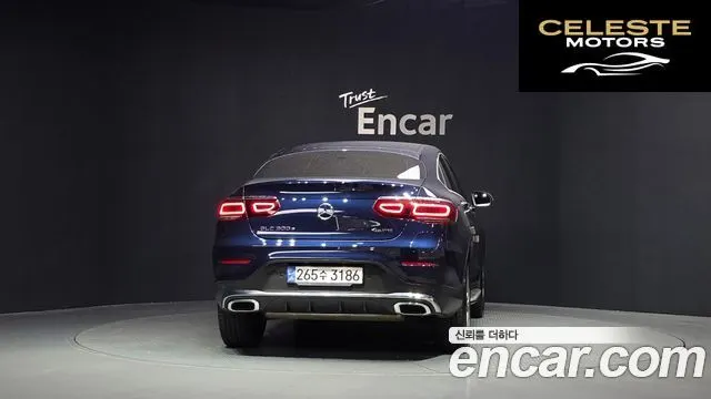 MERCEDES BENZ GLC-Classe X253 GLC300e 4MATIC Coupé 2022 — photo 4 sur 32