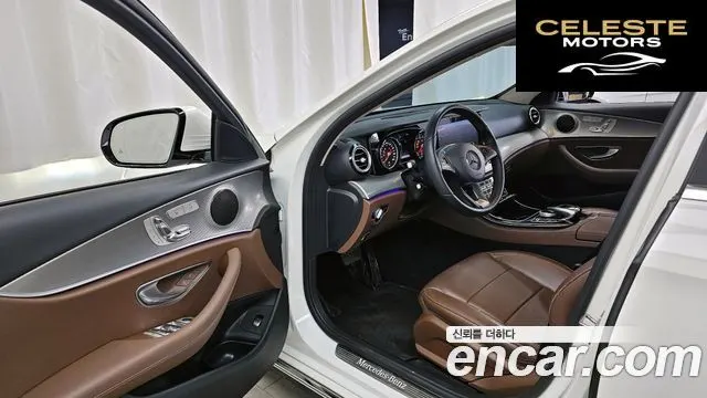 MERCEDES BENZ E-Classe W213 E200 Avantgarde 2018 — photo 13 sur 33