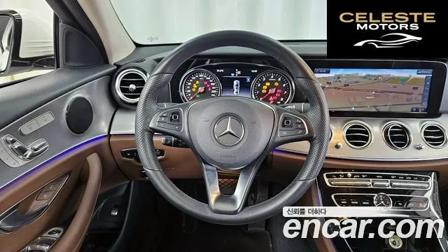 MERCEDES BENZ E-Classe W213 E200 Avantgarde 2018 — photo 19 sur 33
