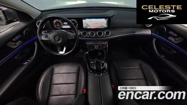 MERCEDES BENZ E-Classe W213 E300 Avantgarde 2017 — photo 7 sur 20