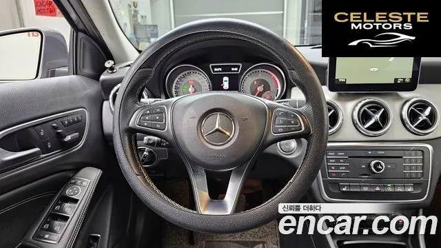 MERCEDES BENZ GLA-Classe X156 GLA200 d 2017 — photo 13 sur 20