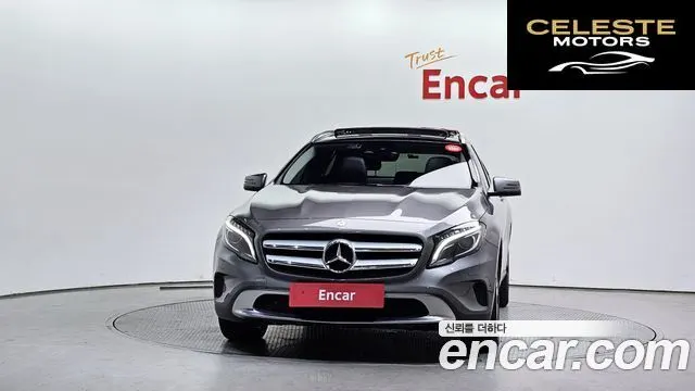 MERCEDES BENZ GLA-Classe X156 GLA200 d 2017 — photo 3 sur 20