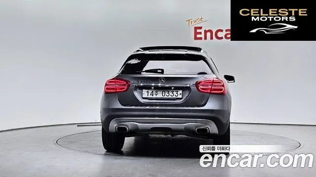 MERCEDES BENZ GLA-Classe X156 GLA200 d 2017 — photo 4 sur 20