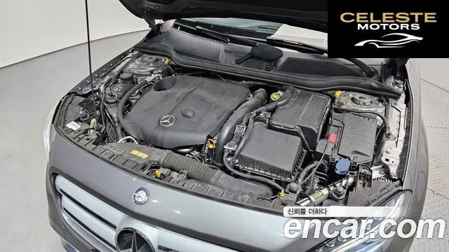 MERCEDES BENZ GLA-Classe X156 GLA200 d 2017 — photo 6 sur 20