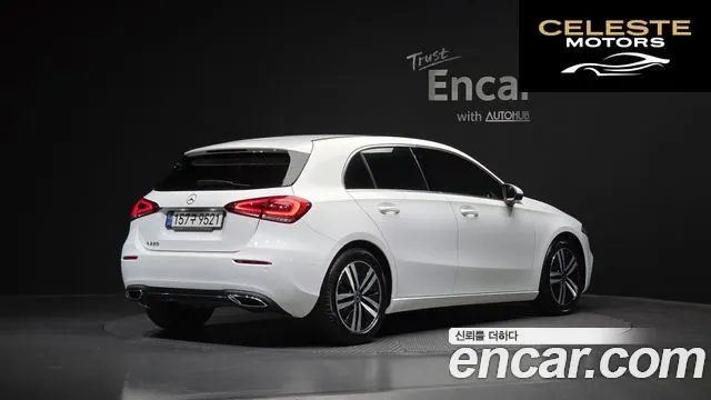 MERCEDES BENZ A-Classe W177 A220 Hatchback 2021 — photo 2 sur 30