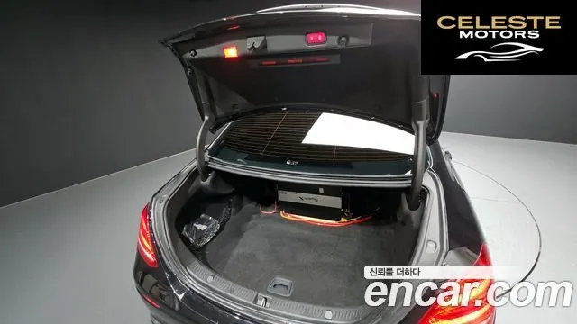 MERCEDES BENZ E-Classe W213 E220d Exclusive 2018 — photo 20 sur 20