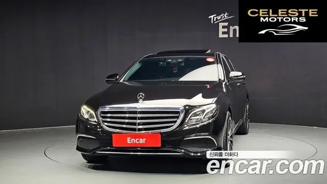 MERCEDES BENZ E-Classe W213 E220d Exclusive 2018 — photo 3 sur 20