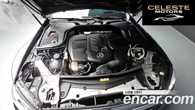 MERCEDES BENZ E-Classe W213 E220d Exclusive 2018 — photo 6 sur 20