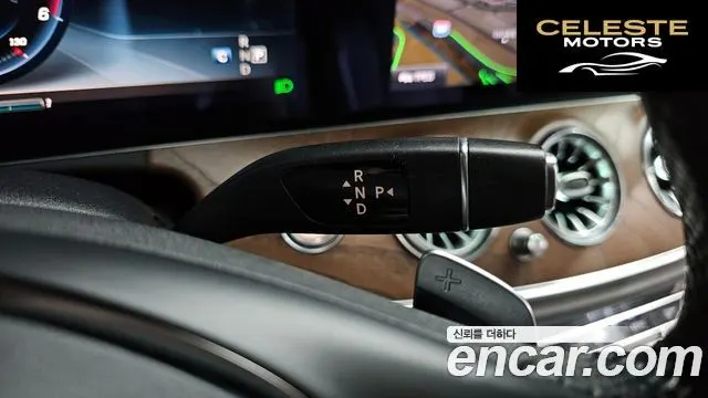 MERCEDES BENZ E-Classe W213 E220d Exclusive 2018 — photo 9 sur 20
