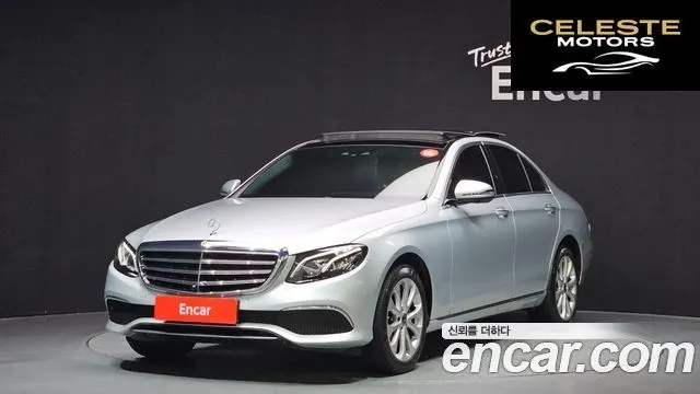MERCEDES BENZ E-Classe W213 E300 4MATIC Exclusive 2019 — photo 1 sur 33