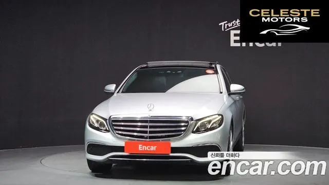 MERCEDES BENZ E-Classe W213 E300 4MATIC Exclusive 2019 — photo 3 sur 33