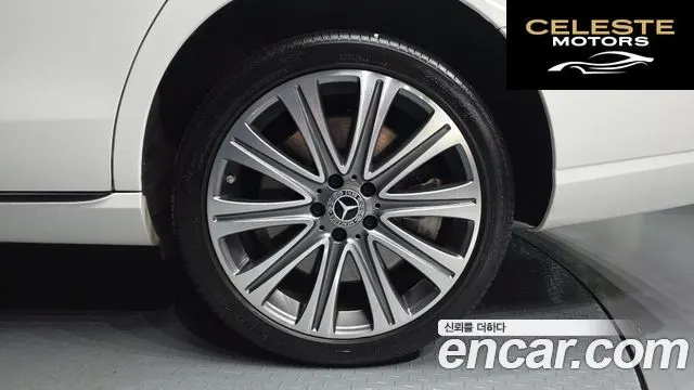 MERCEDES BENZ E-Classe W213 E450 4MATIC Exclusive 2021 — photo 5 sur 26