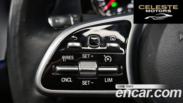 MERCEDES BENZ E-Classe W213 E300 Avantgarde 2019 — photo 20 sur 36