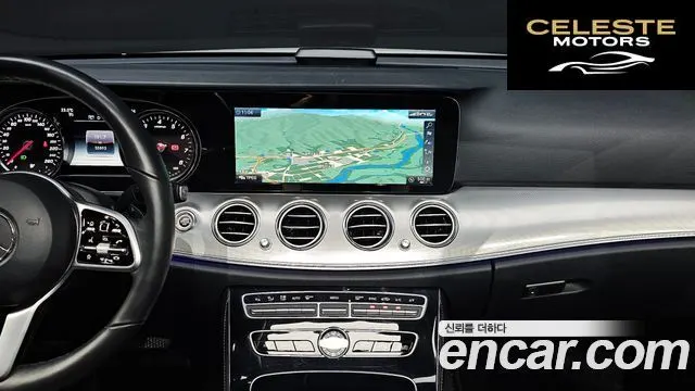 MERCEDES BENZ E-Classe W213 E300 Avantgarde 2019 — photo 21 sur 36