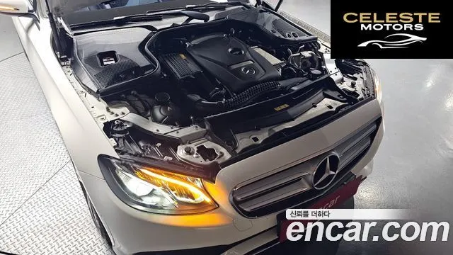 MERCEDES BENZ E-Classe W213 E300 Avantgarde 2019 — photo 6 sur 36