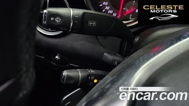 MERCEDES BENZ SLK-Classe 200 2013 — photo 18 sur 20