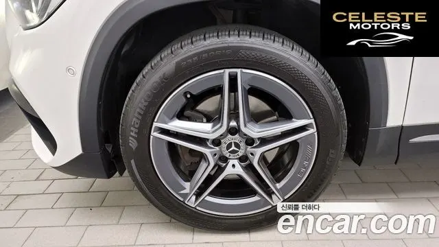 MERCEDES BENZ GLA-Classe H247 GLA250 4MATIC 2022 — photo 5 sur 20